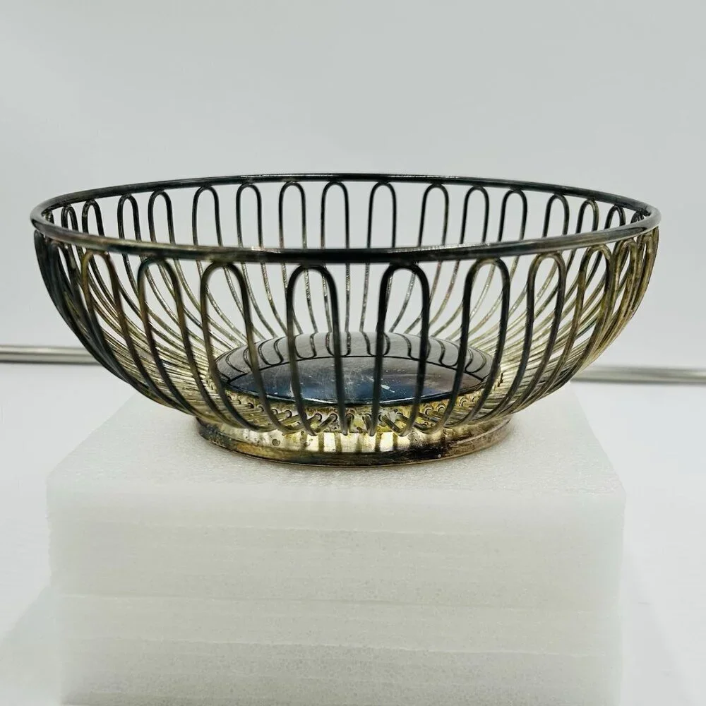 Godinger Wire Bread Basket Silver Plated Fruit Bowl 10” X 8.5” Oval Shaped Bowl